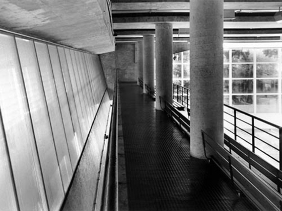 Edifício Poliesportivo piscina stand de tiro futebol society, Nagle Cecco Arquitetos